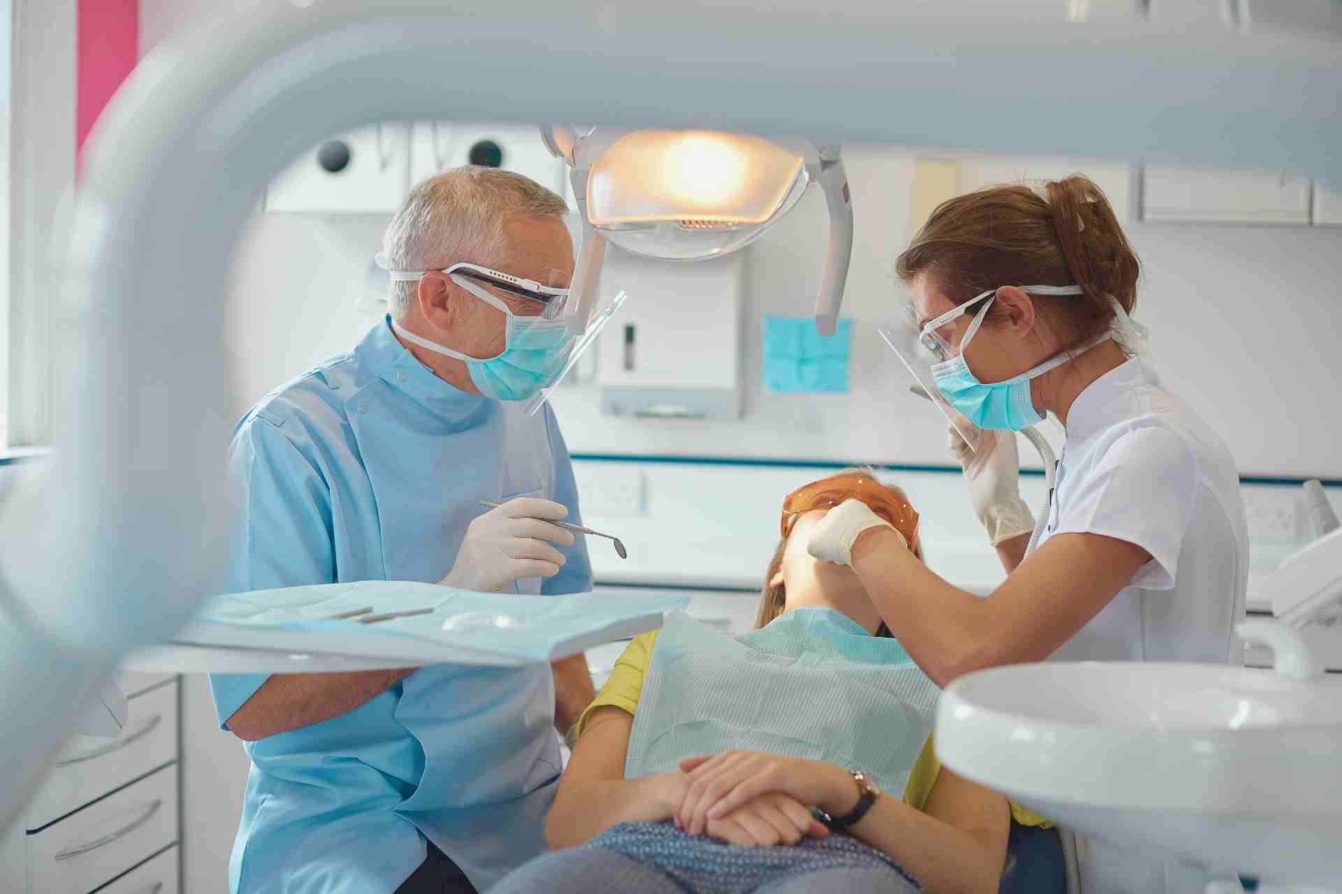 Dentist in California, MO